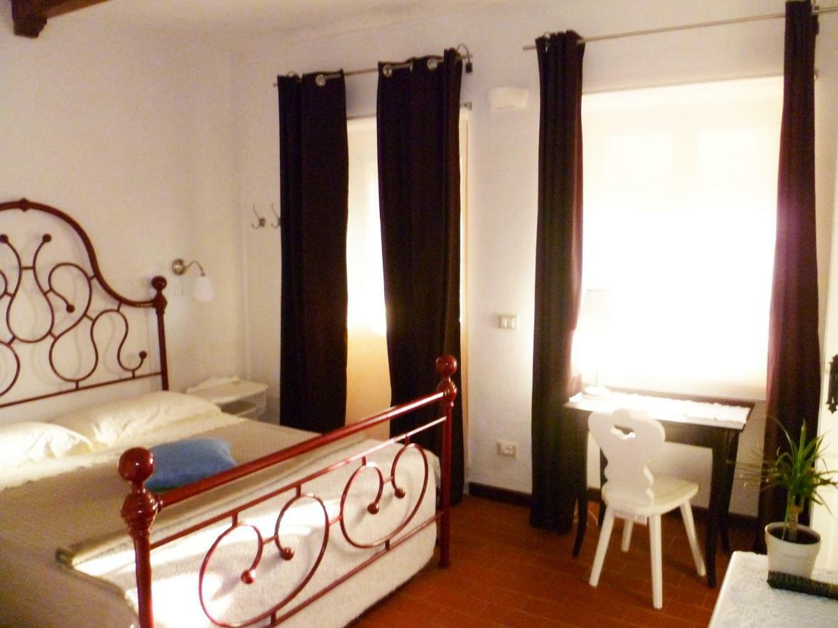 B&B Colle Di Terria Country House Contigliano ภายนอก รูปภาพ