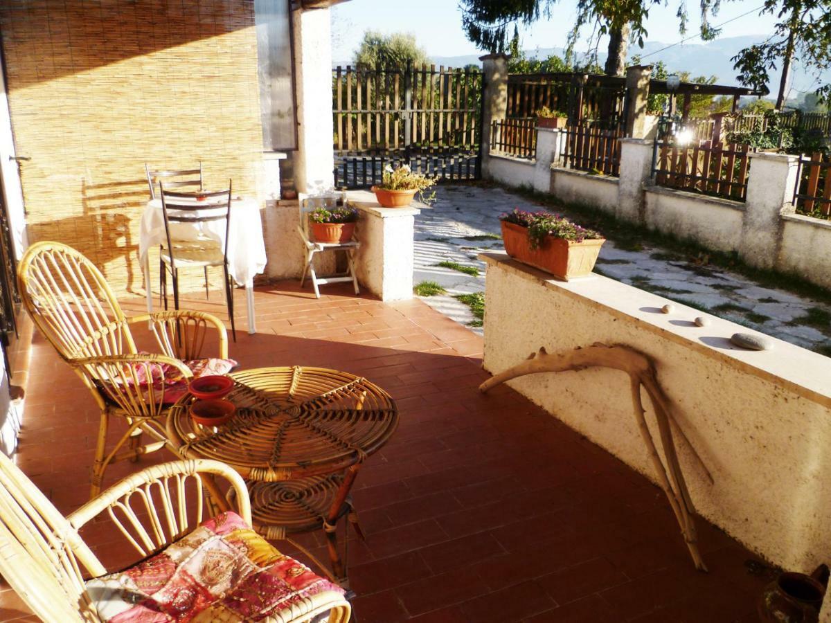 B&B Colle Di Terria Country House Contigliano ภายนอก รูปภาพ